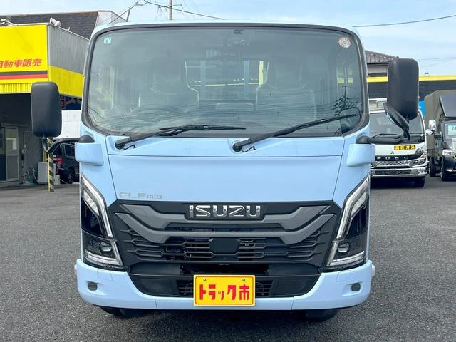 Isuzu ELF 2