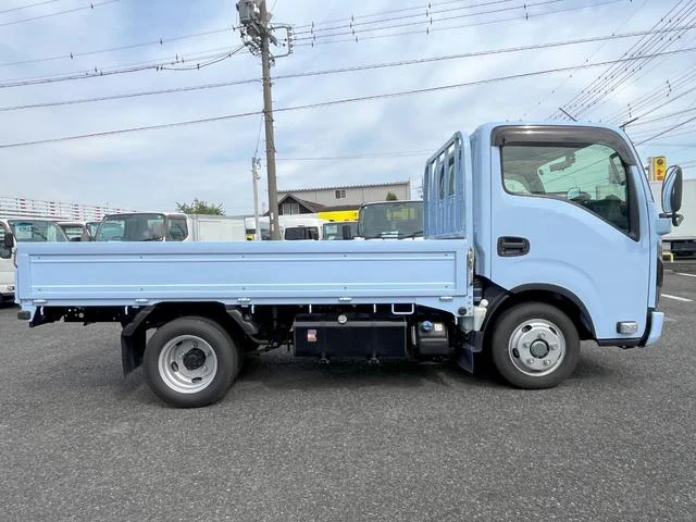 Isuzu ELF 4