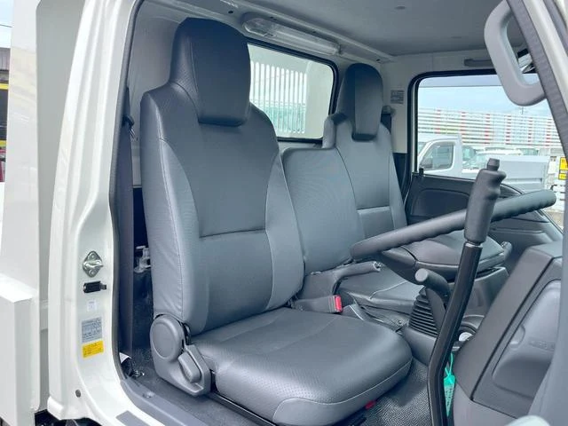 Isuzu ELF 14