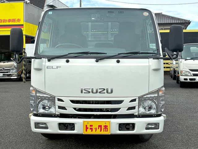 Isuzu ELF 2