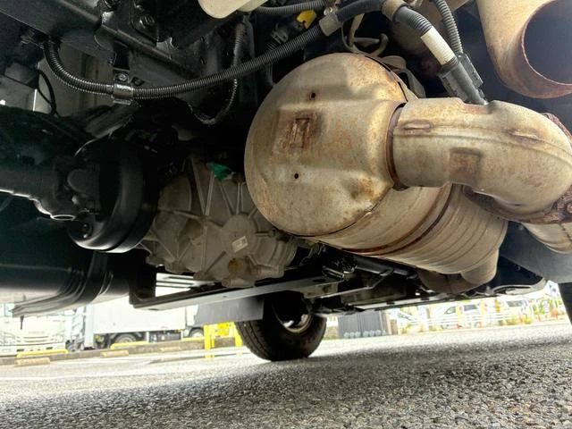 Mitsubishi Fuso CANTER 46
