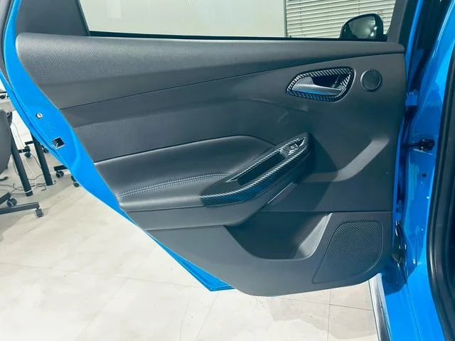 EUROPE FORD FOCUS 13