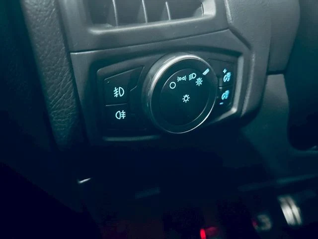 EUROPE FORD FOCUS 25
