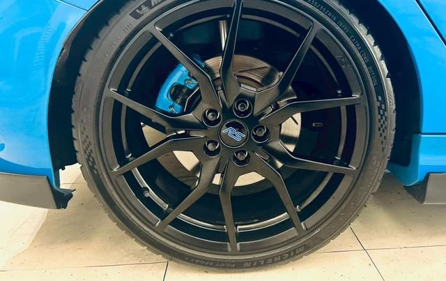 EUROPE FORD FOCUS 75