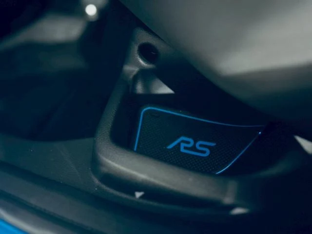 EUROPE FORD FOCUS 38