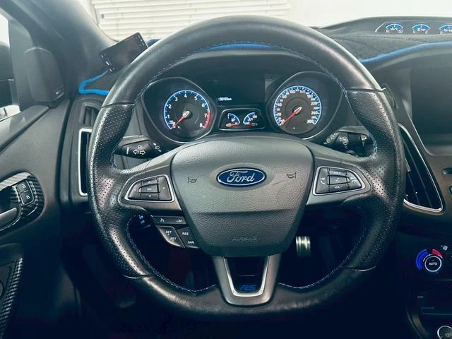 EUROPE FORD FOCUS 19