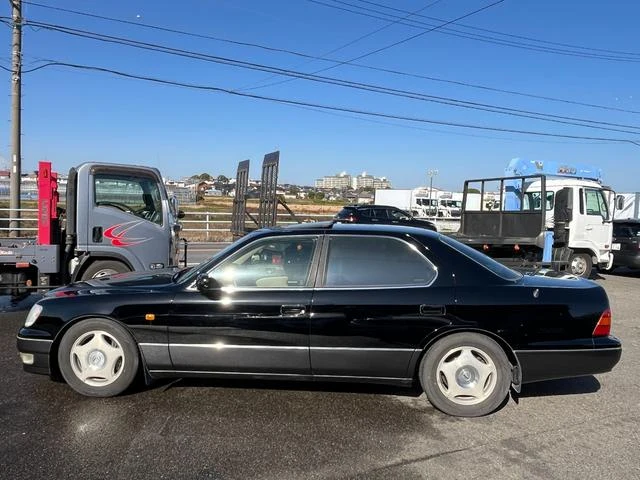 AMERICA LEXUS LS400 5