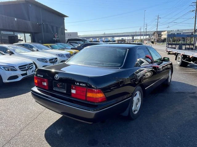 AMERICA LEXUS LS400 8