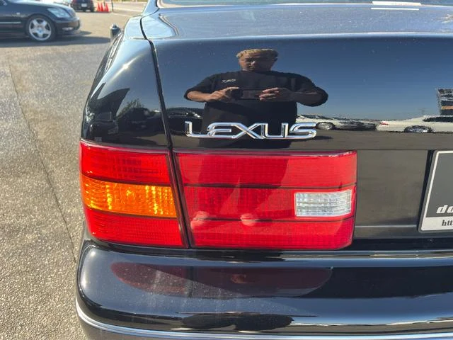 AMERICA LEXUS LS400 14