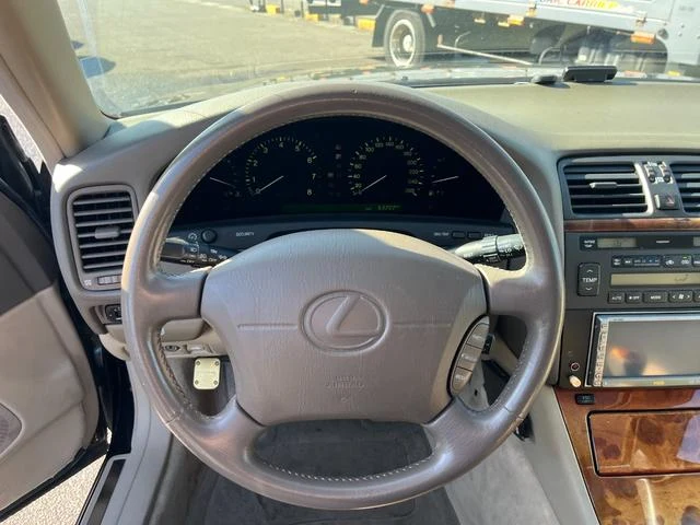 AMERICA LEXUS LS400 30