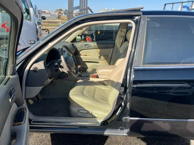 AMERICA LEXUS LS400 16