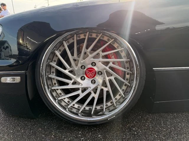 AMERICA LEXUS LS400 72