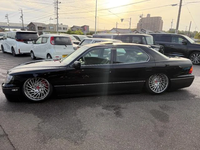 AMERICA LEXUS LS400 15