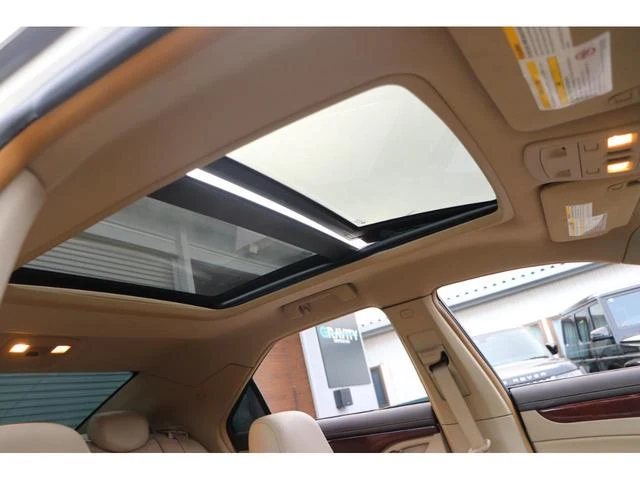 Cadillac CTS 27
