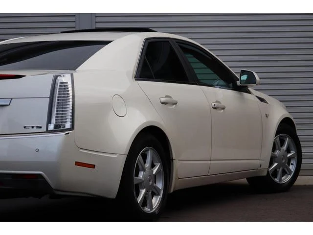 Cadillac CTS 32
