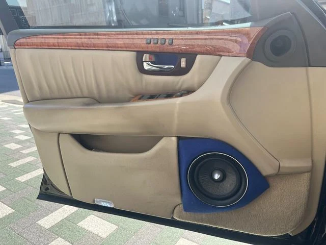 AMERICA LEXUS LS430 34