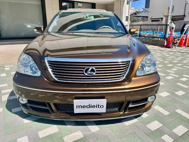 AMERICA LEXUS LS430 2