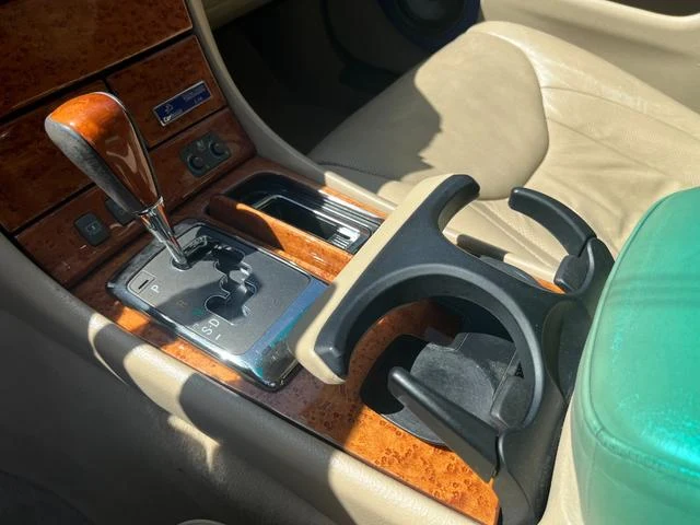 AMERICA LEXUS LS430 36