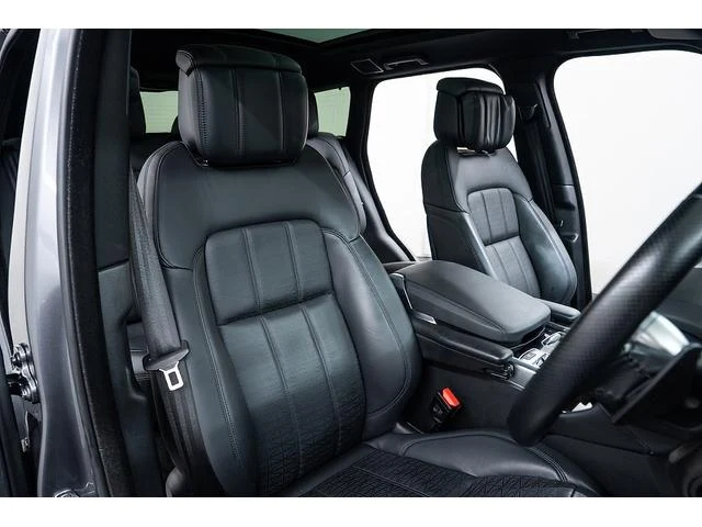 Land Rover RANGE ROVER 8