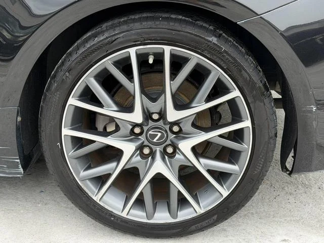 Lexus RC 29