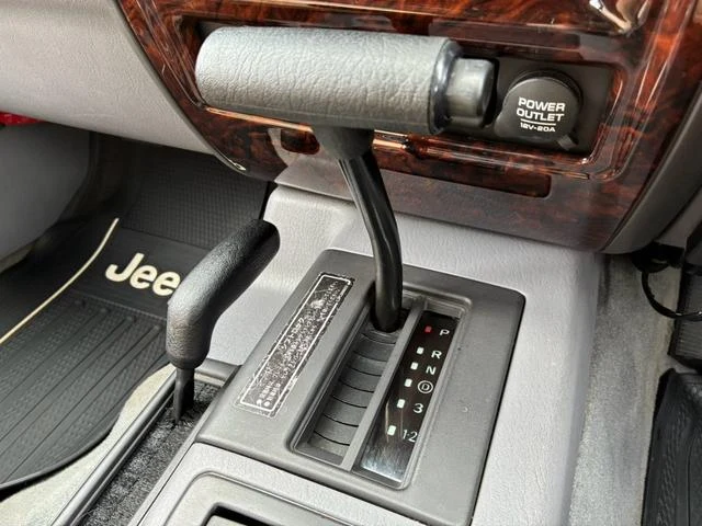 Chrysler JEEP 60