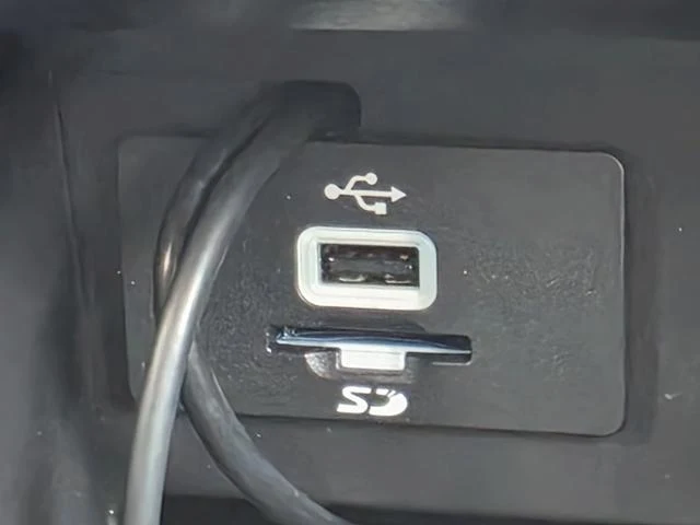 Ford EXPLORER 58