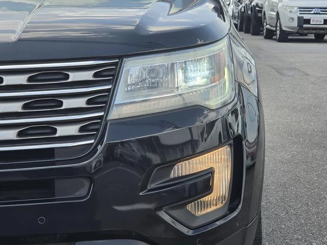 Ford EXPLORER 32