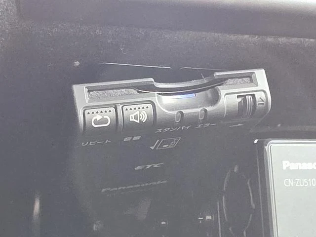 Ford EXPLORER 12