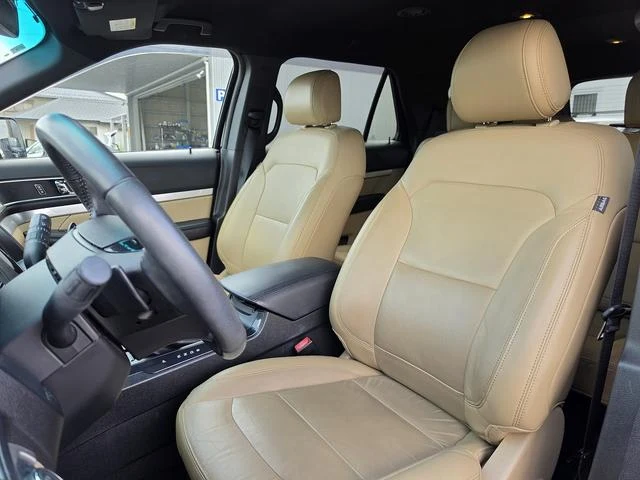 Ford EXPLORER 4