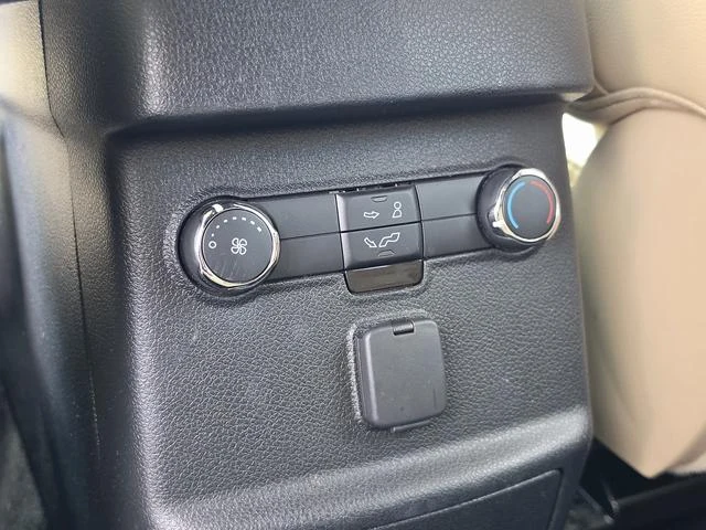 Ford EXPLORER 15