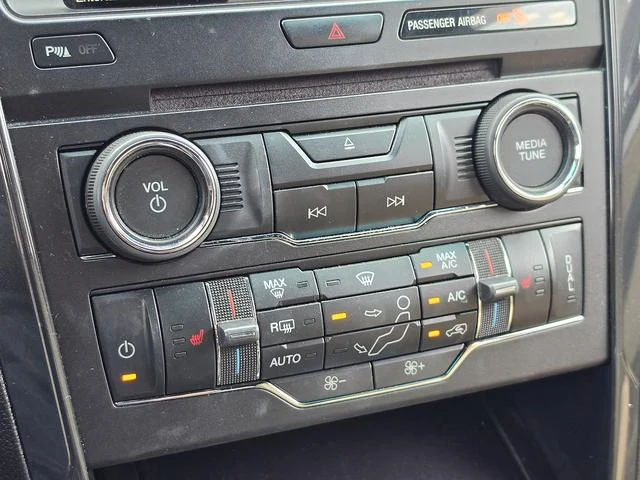 Ford EXPLORER 45