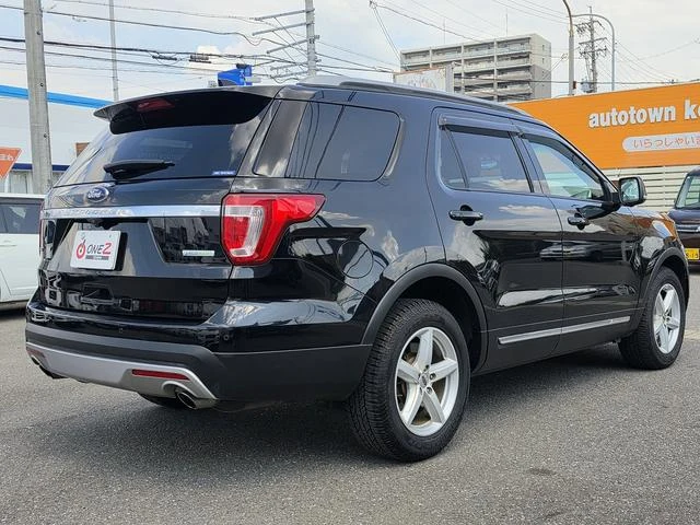 Ford EXPLORER 27