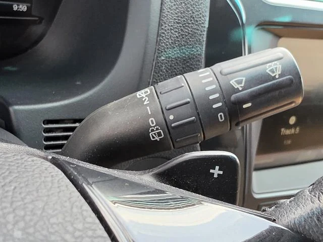 Ford EXPLORER 43