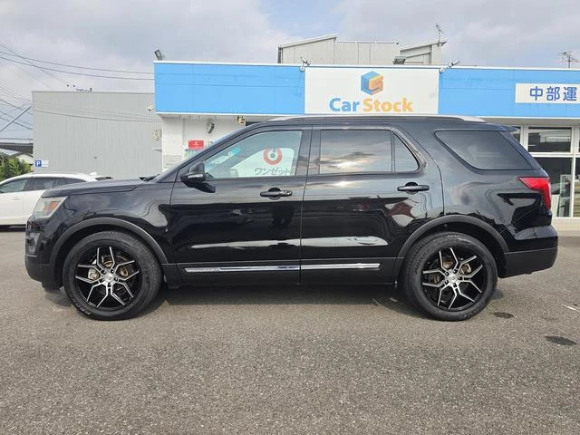 Ford EXPLORER 33