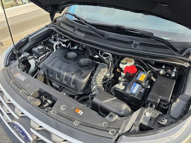 Ford EXPLORER 23