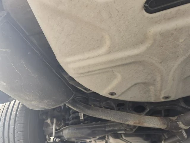 Ford EXPLORER 26