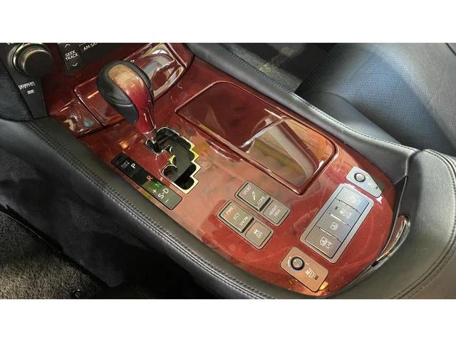 AMERICA LEXUS LS460 21