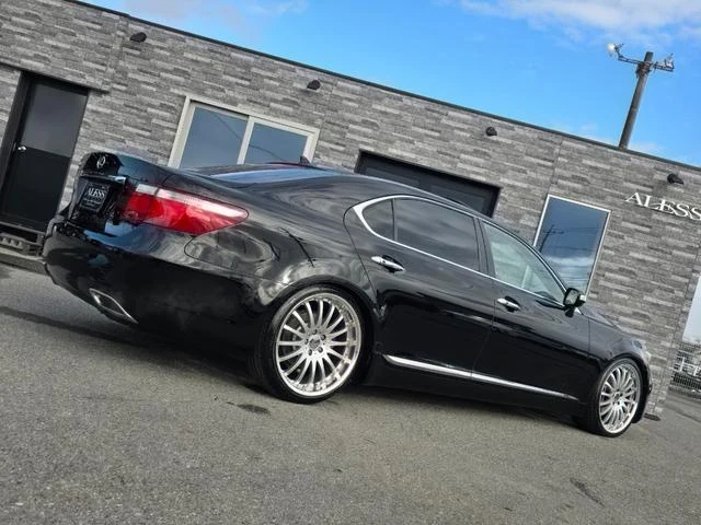 AMERICA LEXUS LS460 2