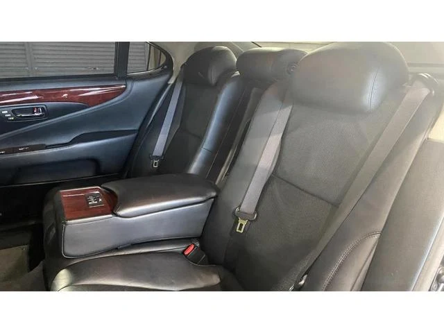 AMERICA LEXUS LS460 33