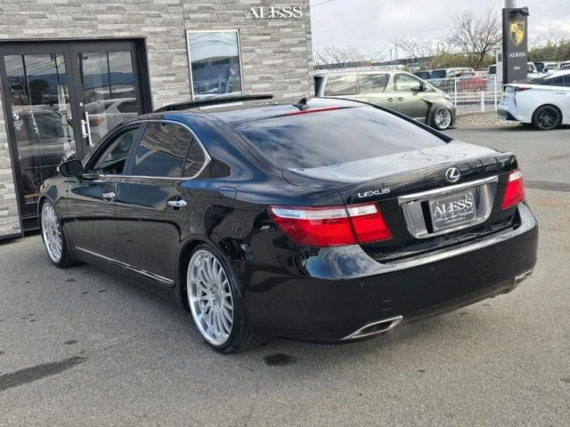 AMERICA LEXUS LS460 52