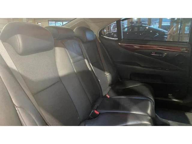AMERICA LEXUS LS460 27