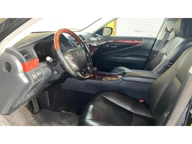 AMERICA LEXUS LS460 22