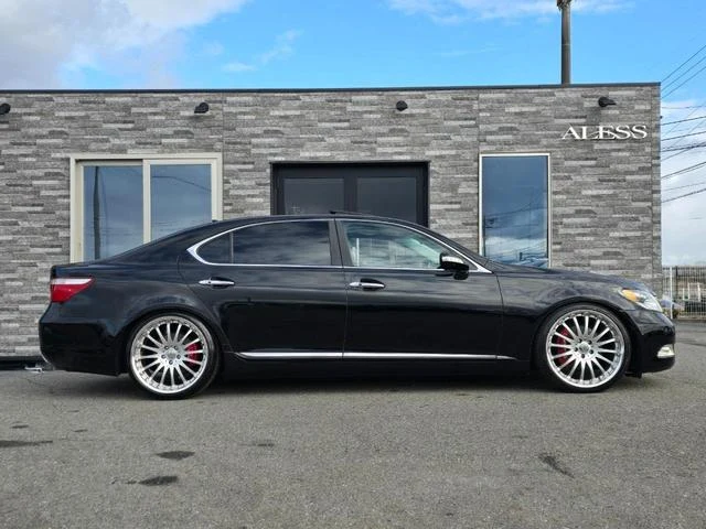 AMERICA LEXUS LS460 14