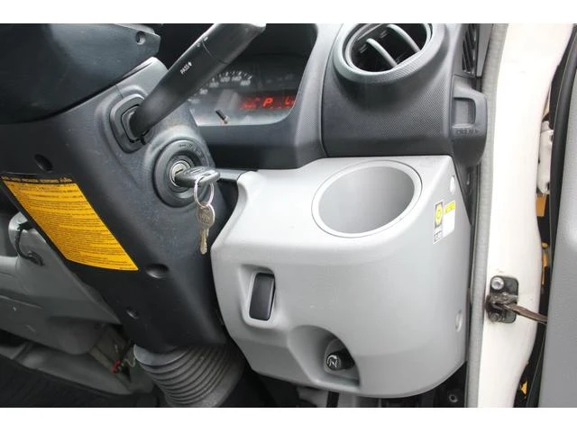 Hino DUTRO 63
