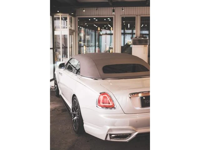 Rolls-Royce DAWN 28