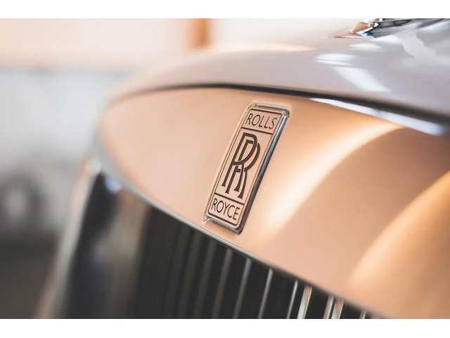 Rolls-Royce DAWN 25