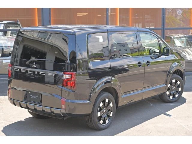 Mitsubishi DELICA