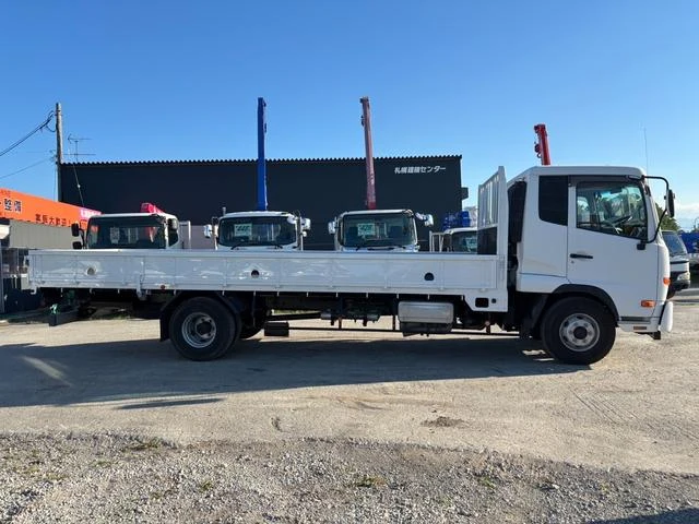 UD Trucks CONDOR 5