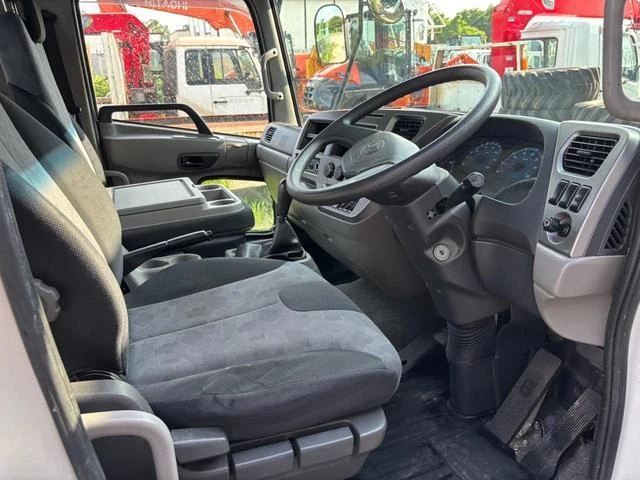 UD Trucks CONDOR 44