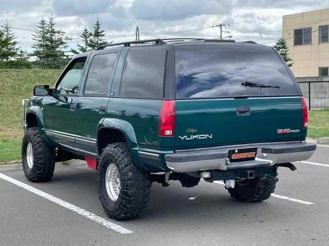 GMC YUKON 7